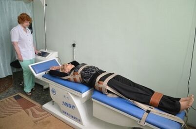 gerinc vontatása mellkasi osteochondrosis esetén